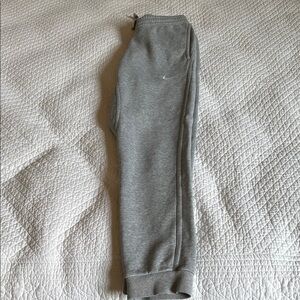 Nike Gray Sweatpants Tapered Leg Elastic Cuffs